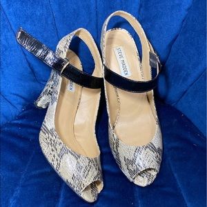 Steve Madden Heels Size 9